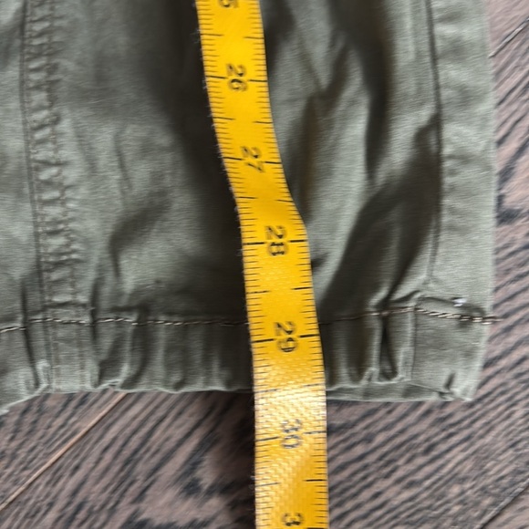 Joe Fresh Green Capris - Picture 8 of 11